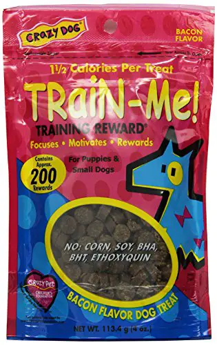 Use training treats teach puppy to walk on leash