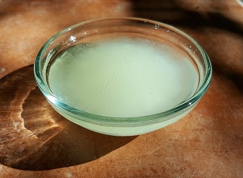 How to melt liquefy coconut oil for helping sore dog paw pads